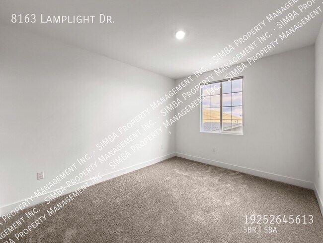 Building Photo - 8163 Lamplight Dr