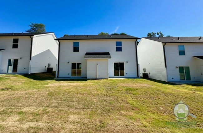 Building Photo - 17 Wofford Rd