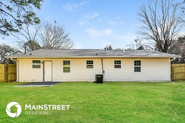 Building Photo - 79 Green Valley Dr