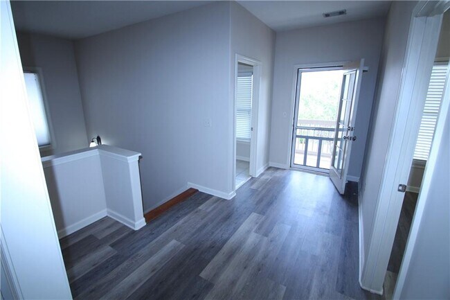 Building Photo - 3880 Baxley Ridge Dr