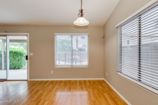 Building Photo - 8639 W Fullam St