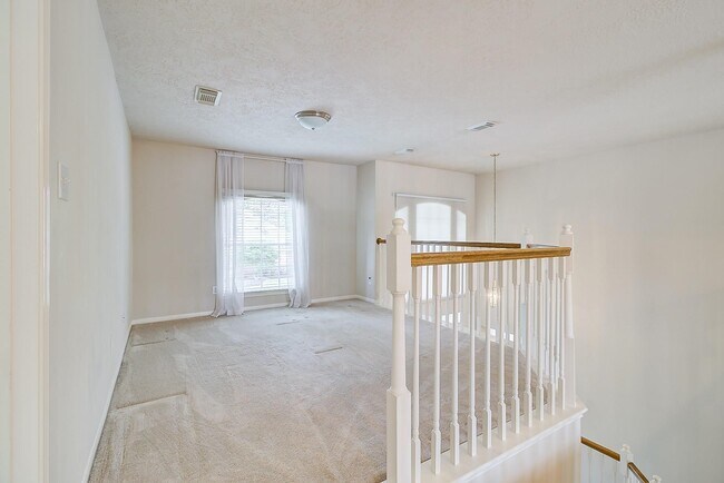 Building Photo - 17323 Jackson Pines Dr