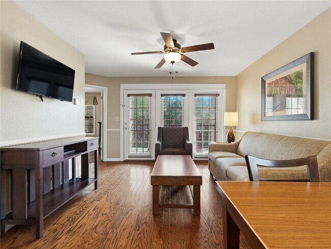 Building Photo - 150 Apple Seed Ct