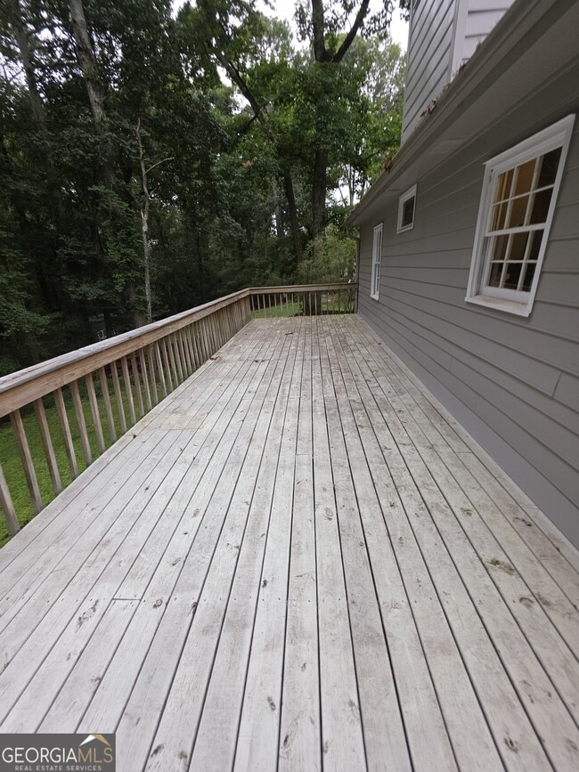 Building Photo - 3973 Woodland Cir SE