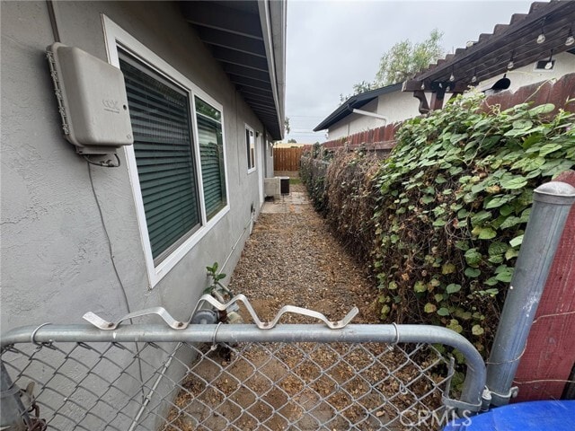 Building Photo - 10315 Gienke Ln