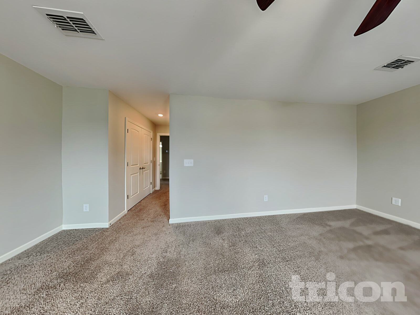 Building Photo - 1031 Solomon Ln