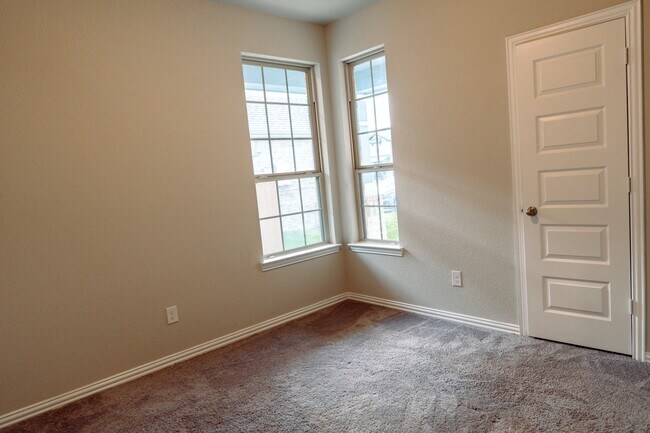 Building Photo - 27015 Bel Air Pt Ln