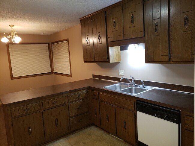 Kitchen & Dining Room - 7948 Ewing Ave N