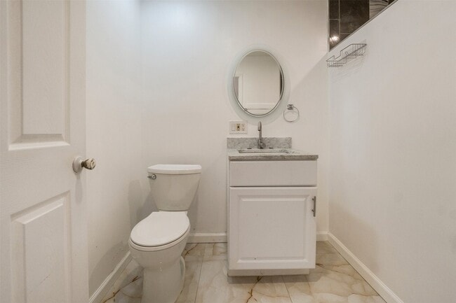 Building Photo - 3203 Golden Willow Dr