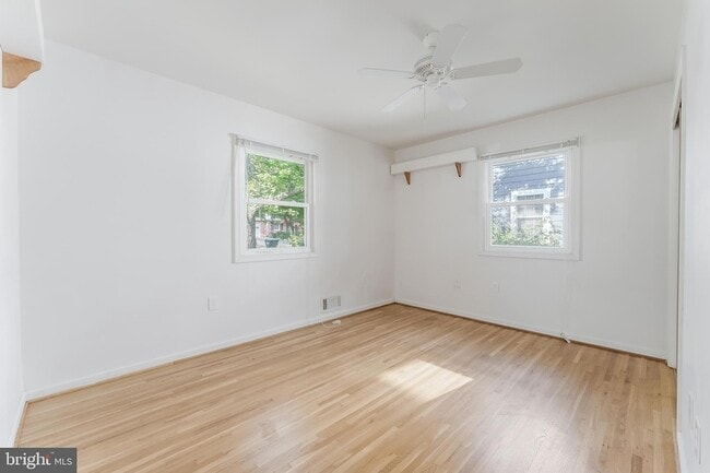 Building Photo - 13805 Fulmer Dr