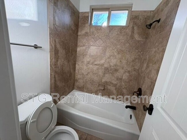 Building Photo - 668 Rio Virgin Dr