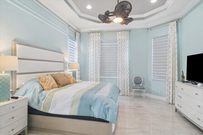 Building Photo - 17120 SW Ambrose Way