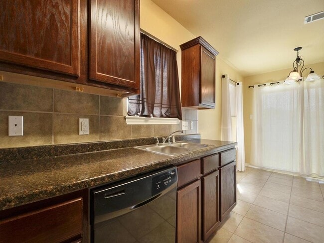 Building Photo - 1200 Brendon Lee Lane