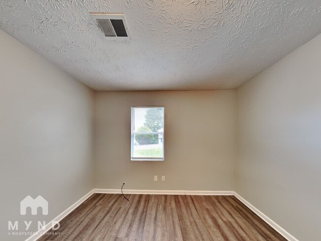 Building Photo - 4845 Plymouth Trace