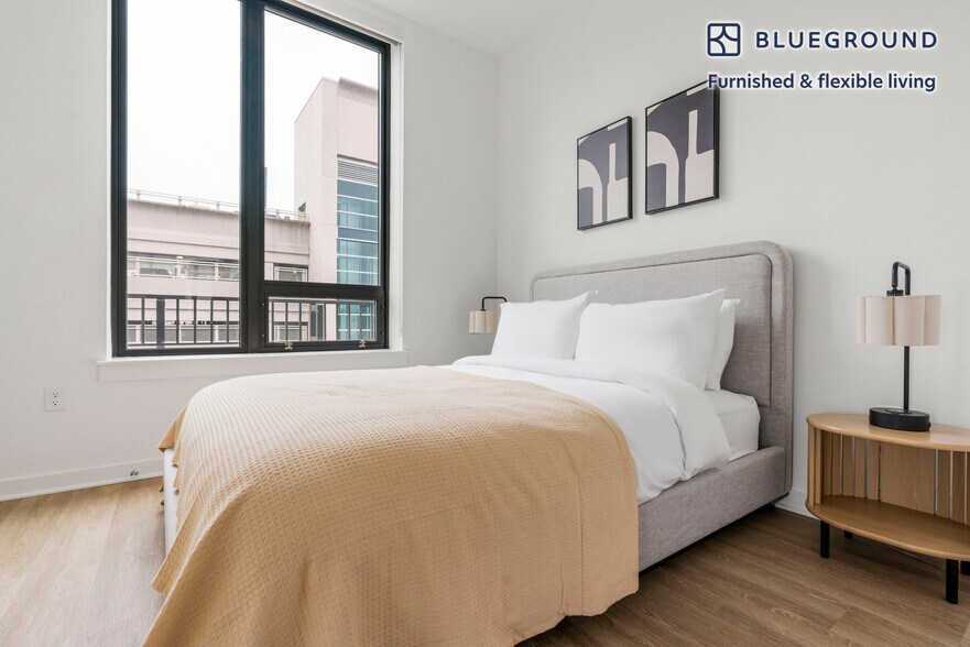 Building Photo - 4909 Auburn Ave