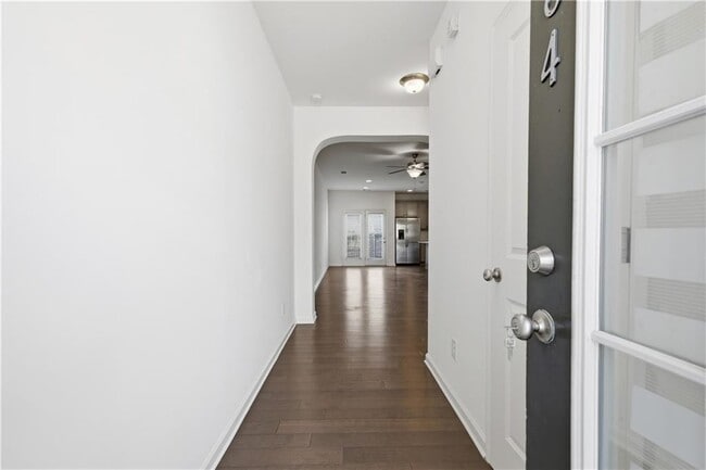 Building Photo - 2384 Belmont Pl