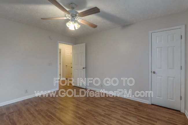 Building Photo - 1363 Benley St