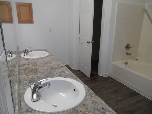 Building Photo - BEAUTIFUL BRICK 4 BEDROOM 2 BATH HOME AVAILABLE NOW CONTACT KAREN GUARDINO, REALTOR 386-747-9295