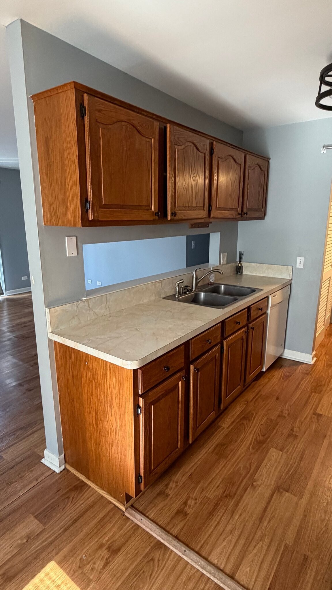 Building Photo - 7760 W Almond Ct