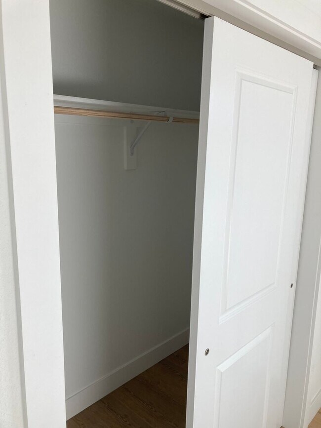 Building Photo - 1210 Nedra Dr