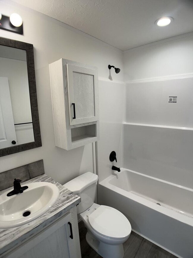 Building Photo - 13940 Bundoran Ave