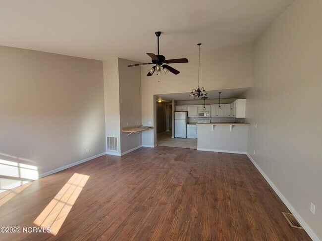 Building Photo - 109 Daughety Ct