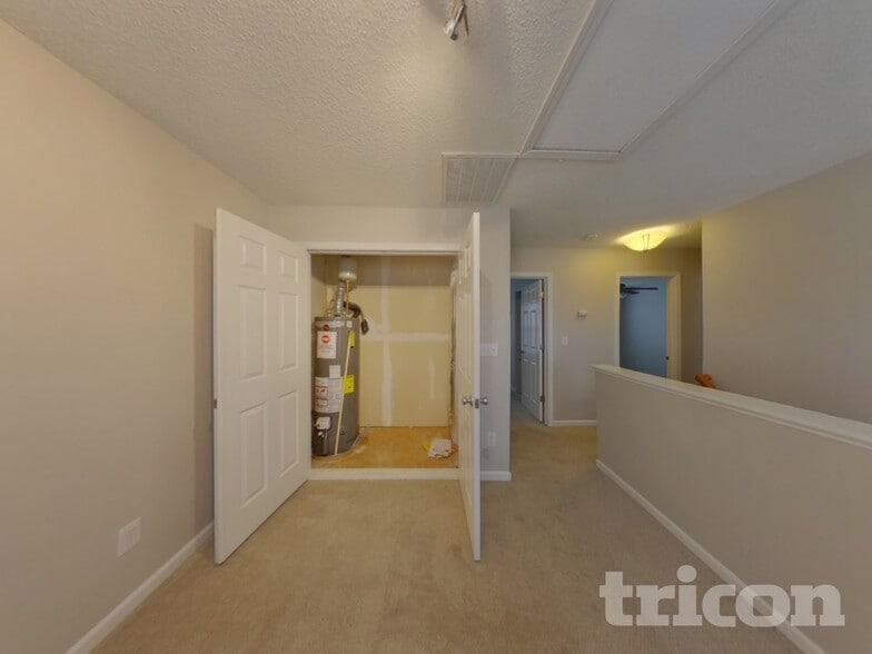 Building Photo - 5862 Mahogany Pl SW