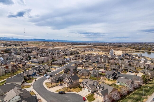 Building Photo - 5-bedroom, 3-bathroom home located in Windsor, CO.