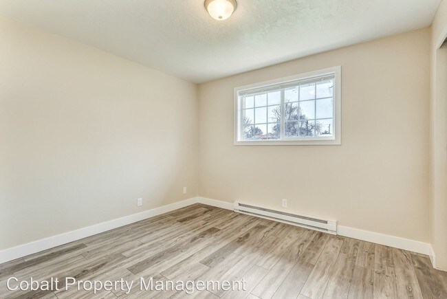 Building Photo - 960 NW Fairmont St