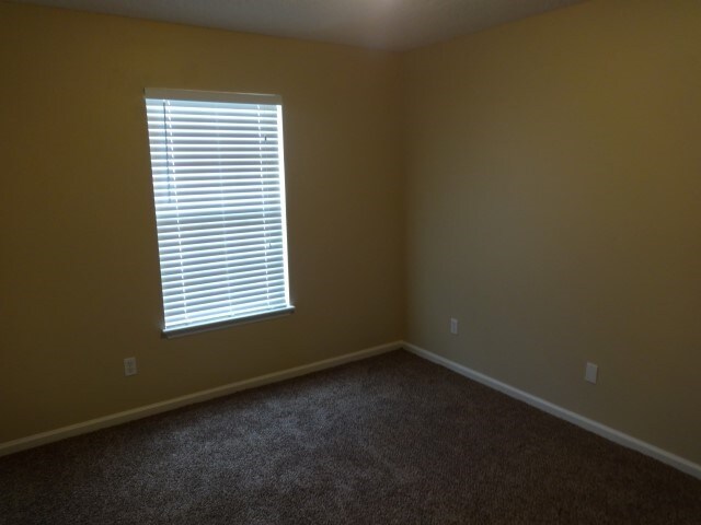 Building Photo - 8098 Keswick Ct