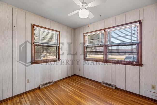 Building Photo - 1232 E Galena St