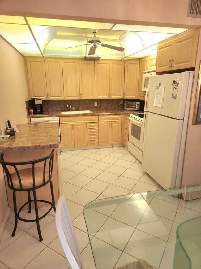 Building Photo - 4053 Wolverton E