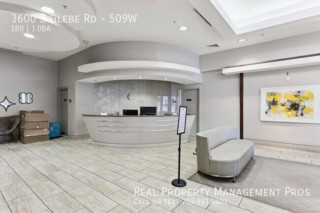 Building Photo - 3600 S Glebe Rd