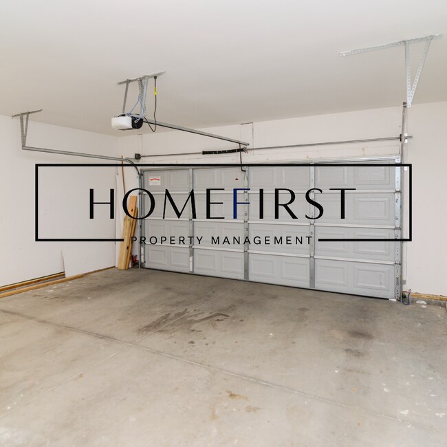 Building Photo - 112 Newport Ln