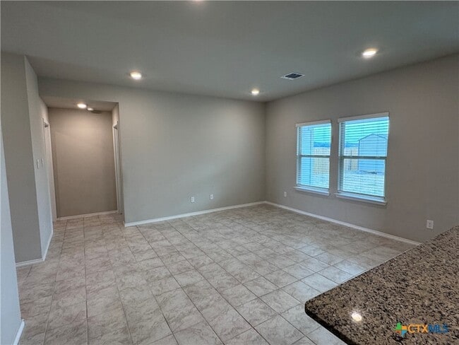 Building Photo - 1104 Prairie Clover Rd