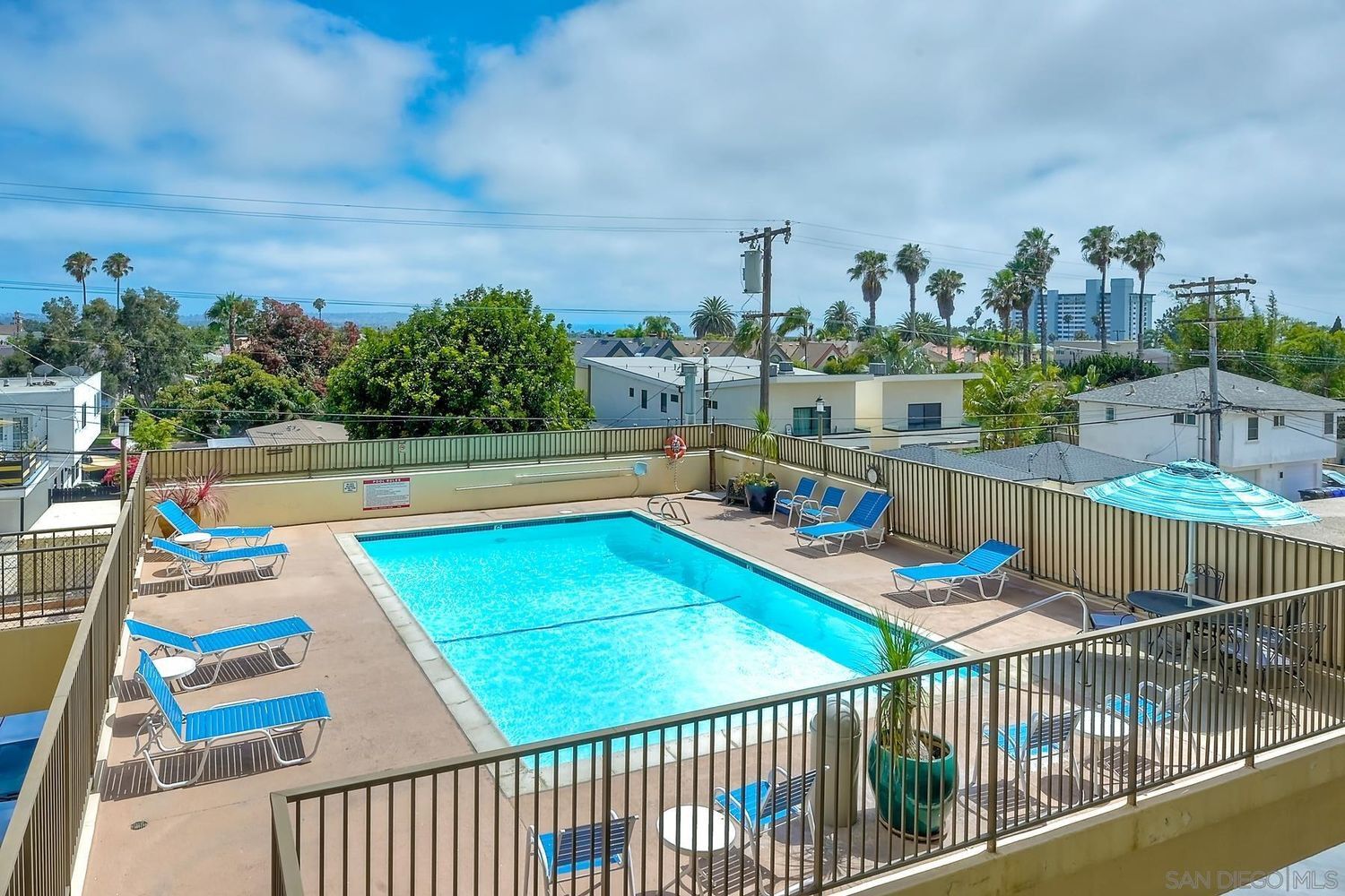 Pool - 4944 Cass St