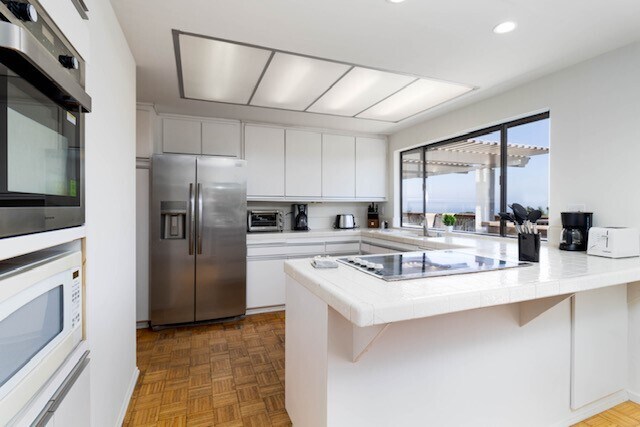 Building Photo - 7774 Via Capri