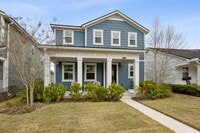 Building Photo - 141 Redbud Ln