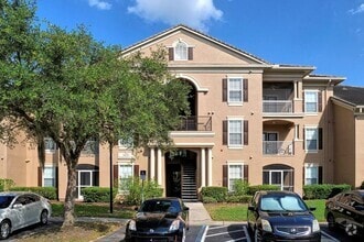 Building Photo - Capri at Hunters Creek