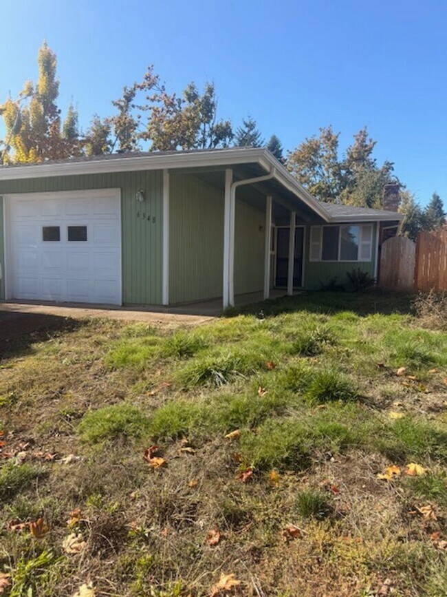 Primary Photo - FRPLLC01