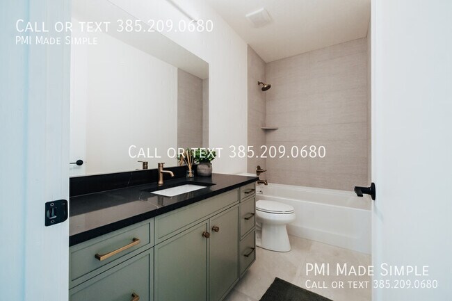 Building Photo - 1380 S 900 W