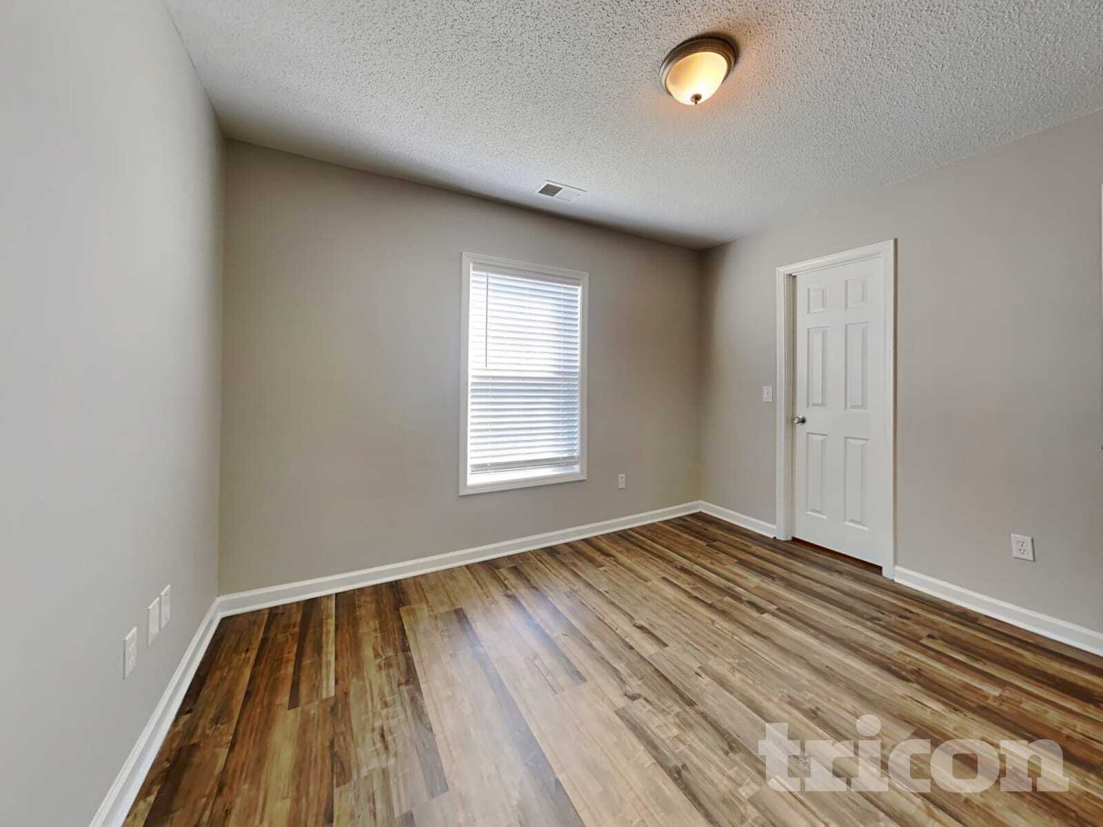 Building Photo - 455 Hunters Crossing Dr