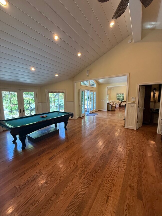 Building Photo - 25567 Willow Pond Ln