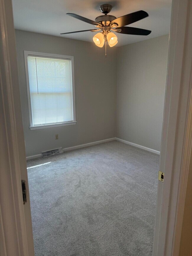 Building Photo - 3487 Ormond Cir