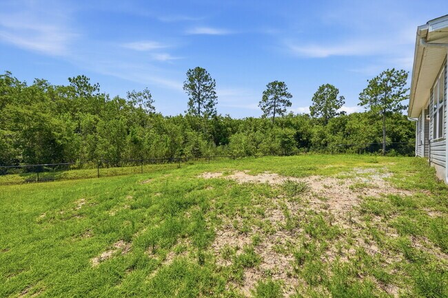Building Photo - New community! Three bedrooms, two bathrooms and ready for you to move into!