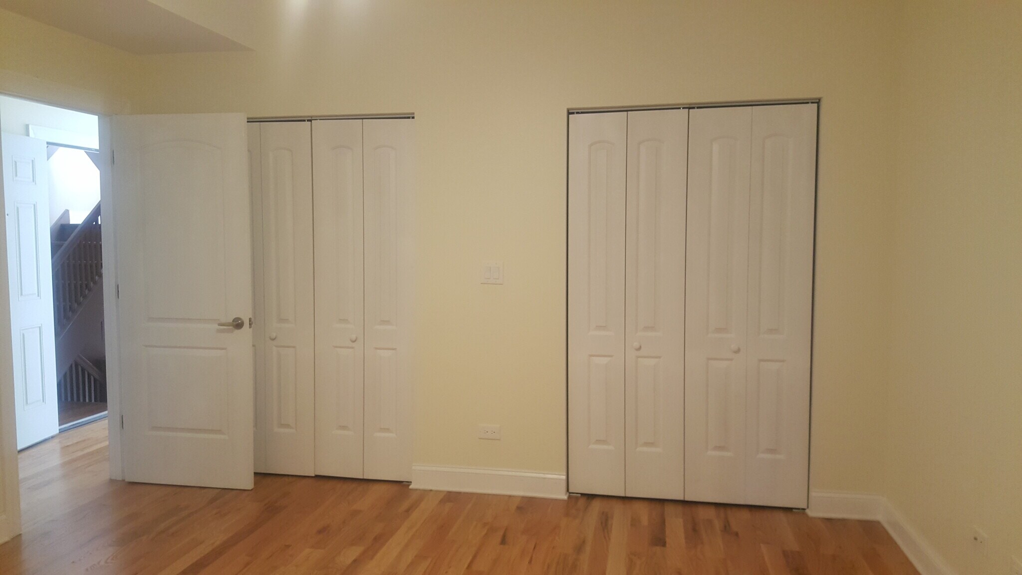 Building Photo - 4817 N Troy St