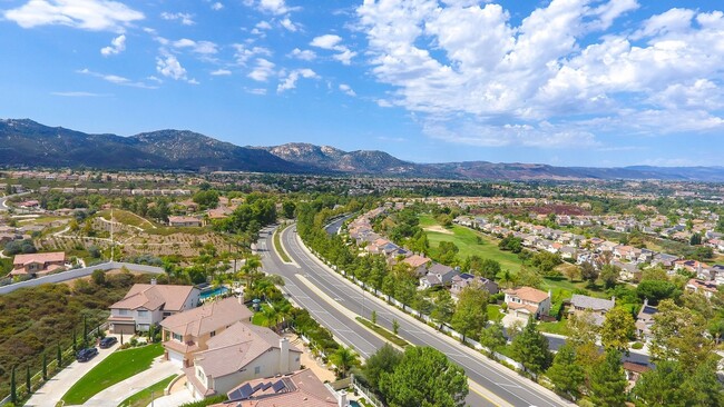 Building Photo - Most Desireable Neighborhood in Temecula  ...