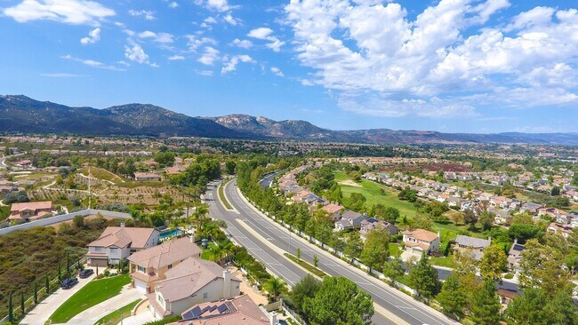 Building Photo - Most Desireable Neighborhood in Temecula  Eastridge by Redhawk