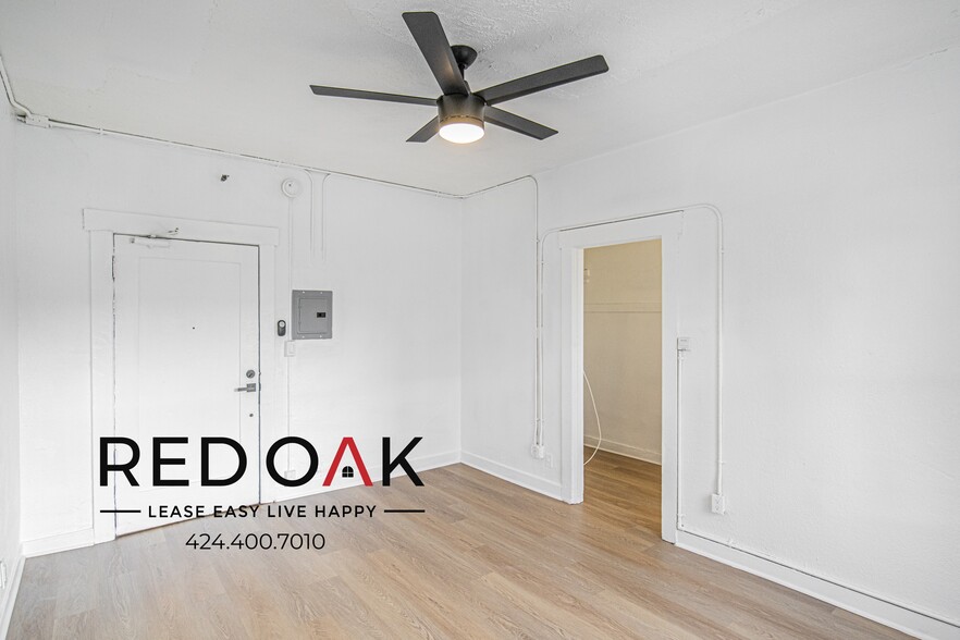 Building Photo - 719 Heliotrope Dr