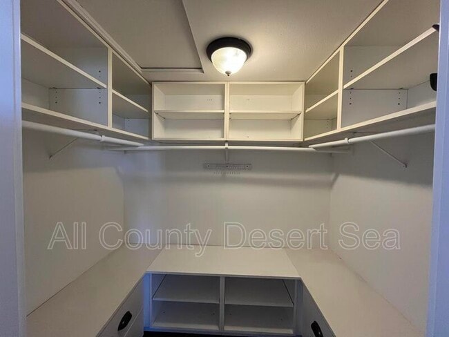 Building Photo - 1103 Sandi Ln